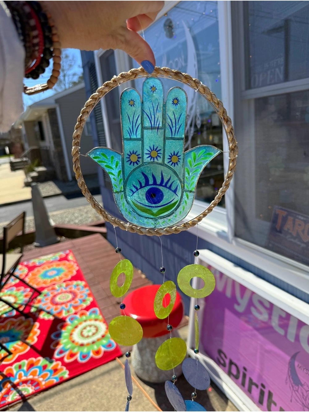 Capiz Chime Round Rope
- Hamsa